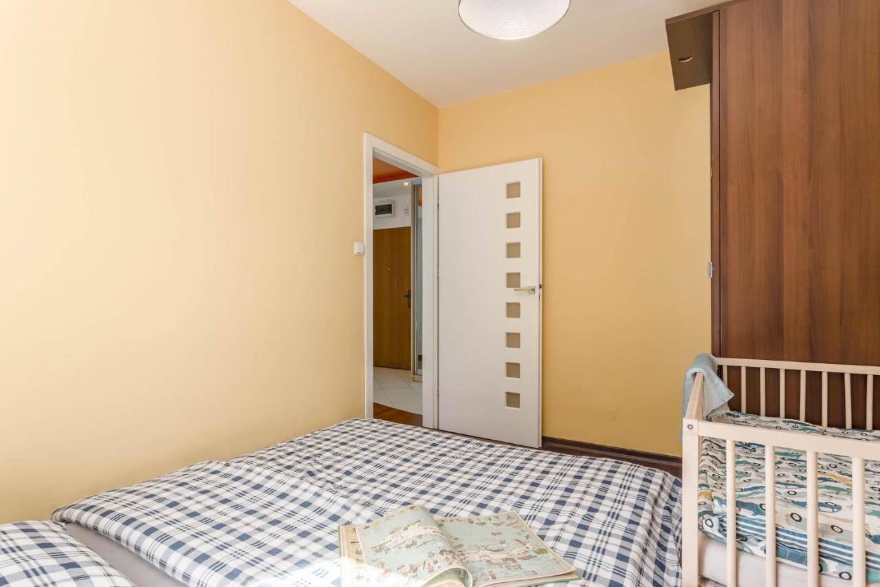 Chill Apartments Kabaty Family 华沙 外观 照片